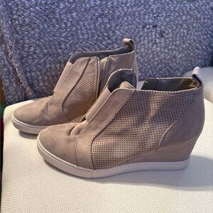 A New Day- Women's Tan/Beige Wedge Ankle Tennie Shoe/Bootie